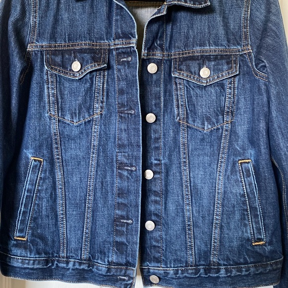 GAP Icon Denim Jacket - Picture 4 of 6